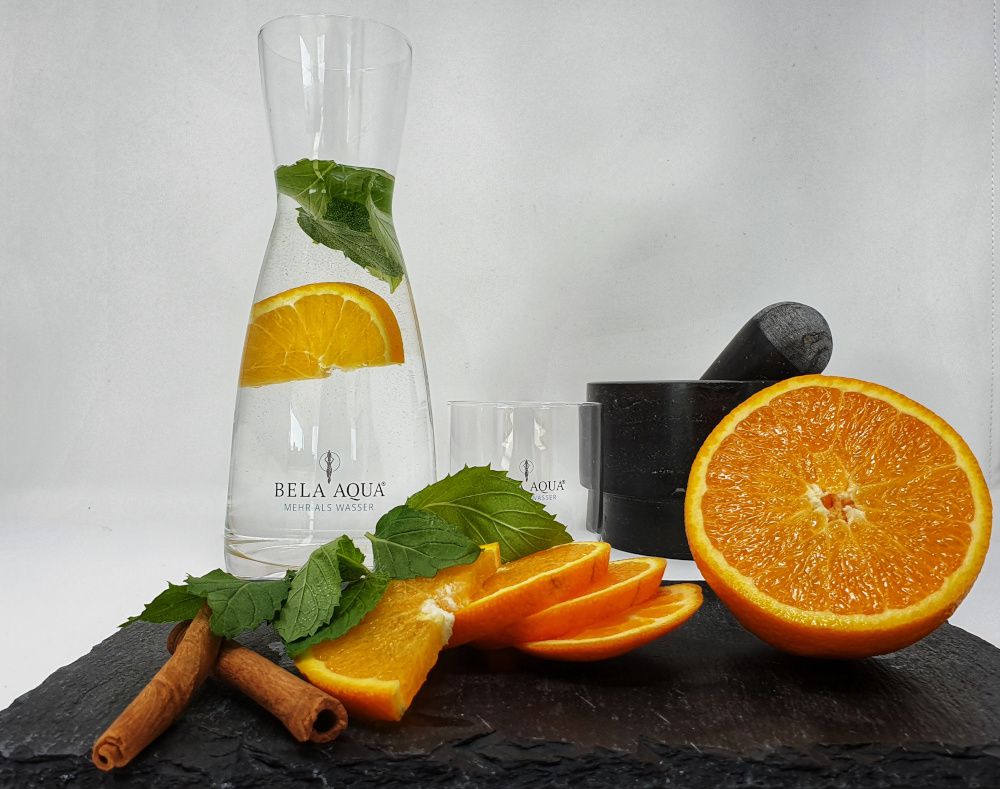Tolles Wasserrezept von Bela Aqua: Orangen-Zimt-Wasser